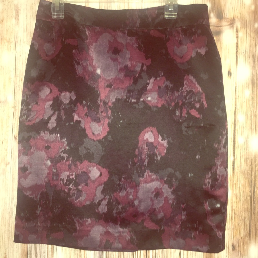 Ann Taylor Water Color Pencil Skirt NWT
